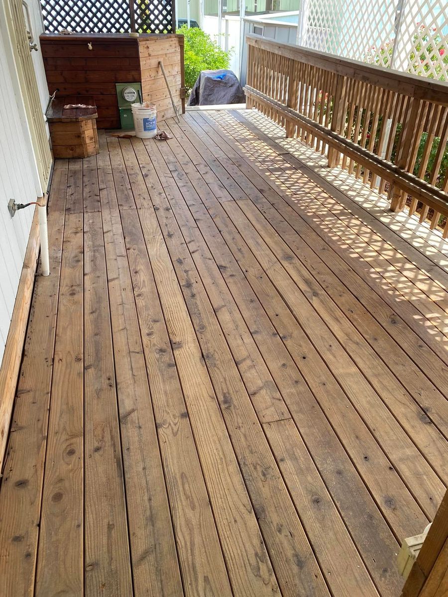 Deck & Patio Staining for PAL Painting in Elk Grove, CA
