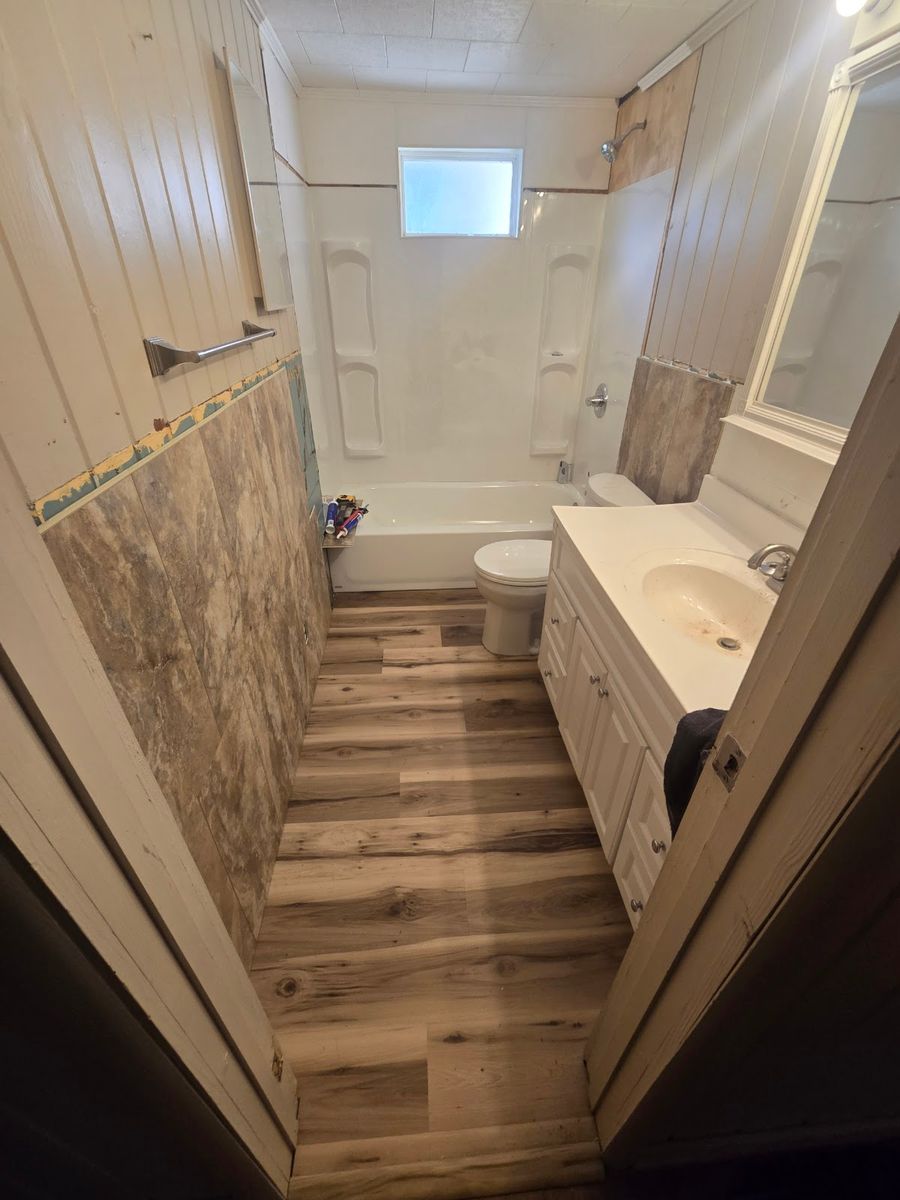 Bathroom Renovation for T & R Grantham Enterprises in Crestview, FL