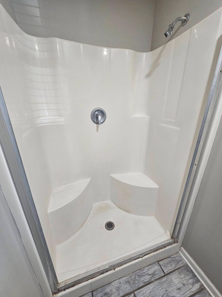 Fiberglass Repairs for Tub Life Resurfacing in Adairsville, GA