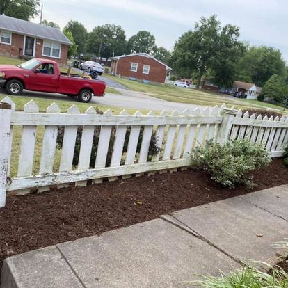 Fence Construction for Alexander Fencing And Tree Service  in Louisville, Kentucky