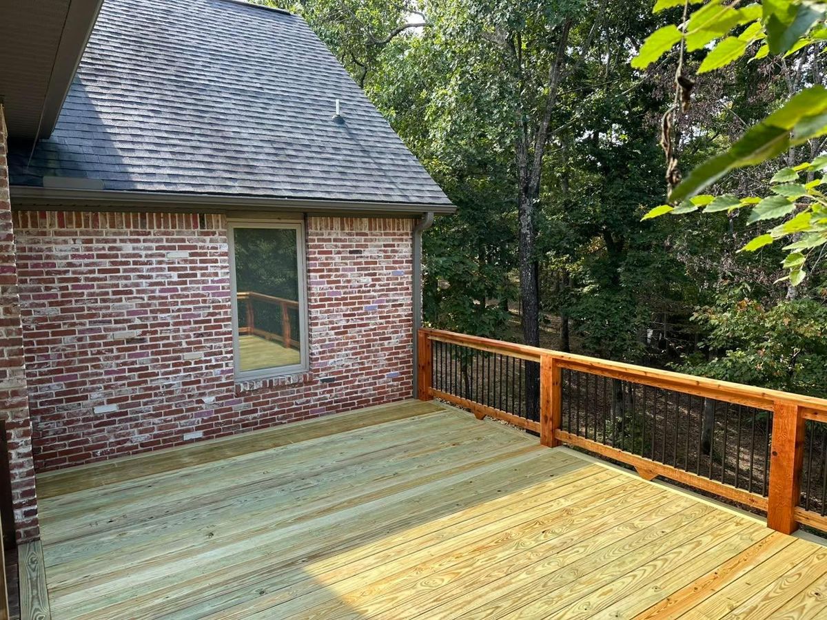 Deck and Patio Construction for Natural State Deck Builders in Pea Ridge, AR