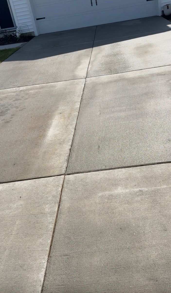 Driveway Cleaning for Premier Softwash in Bluffton, SC