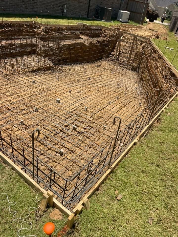 Custom Pool Construction for Azteca Pool Construction LLC in Houston, TX
