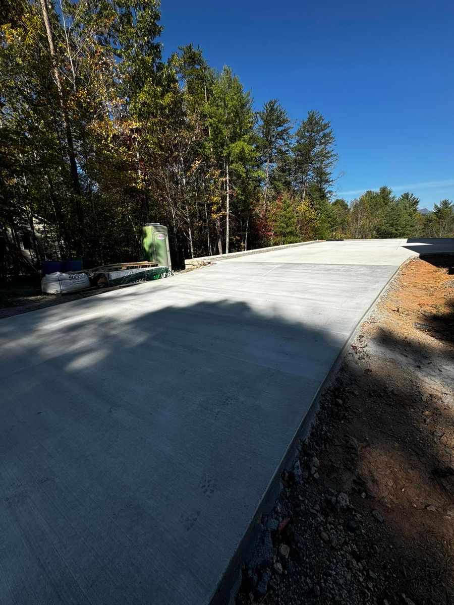 Driveway Construction for Bass Concrete LLC in Weaverville, NC