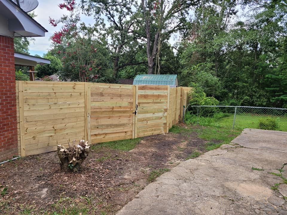 Fence Repair for Pine Belt Fence in Hattiesburg, MS