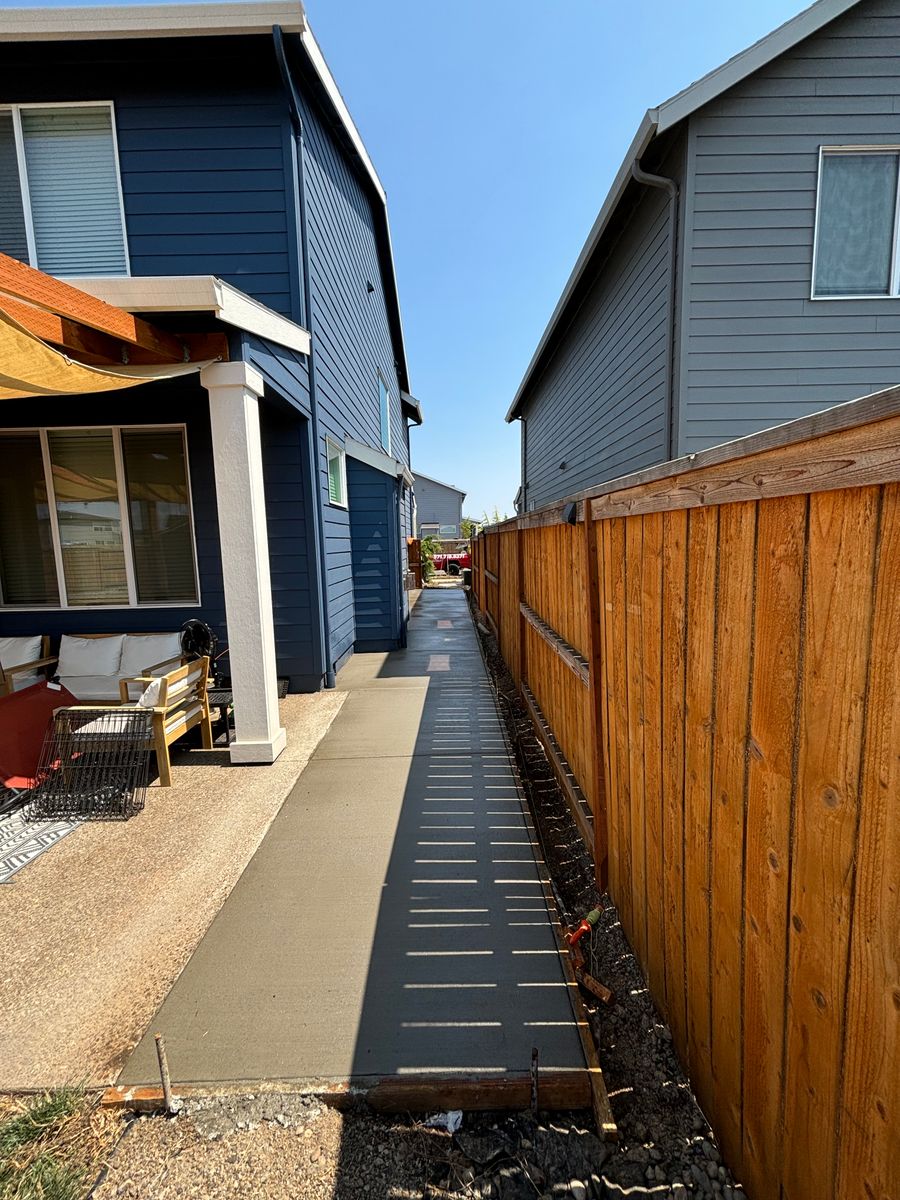 Fencing for C&A Concrete Construction in Salem, OR