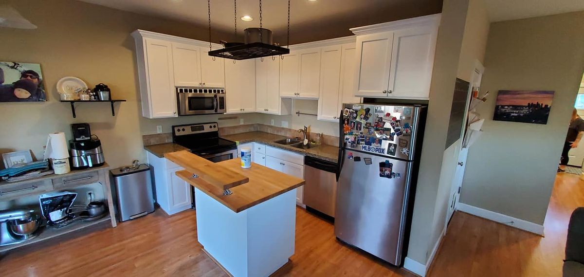 Kitchen and Cabinet Refinishing for Copeland Painting in Portland, OR