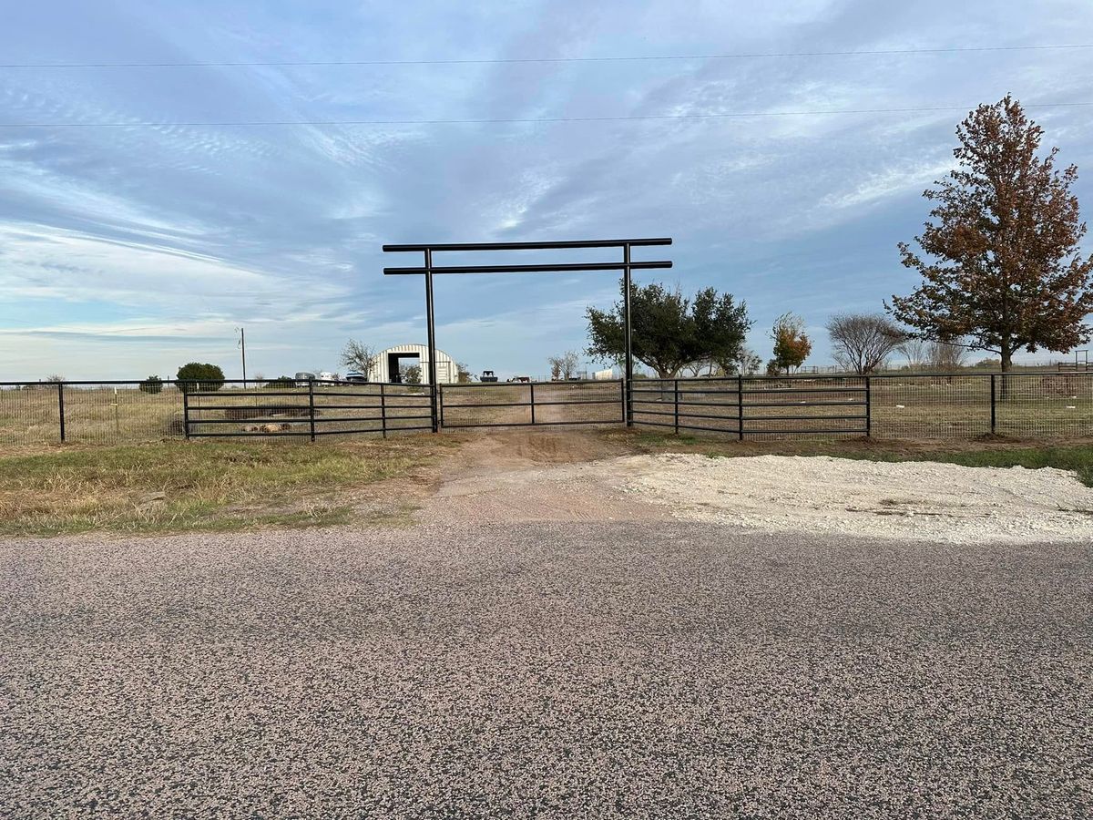 Gate Installation and Repair for Faith Fence and Fabrication Inc. in Gunter, TX