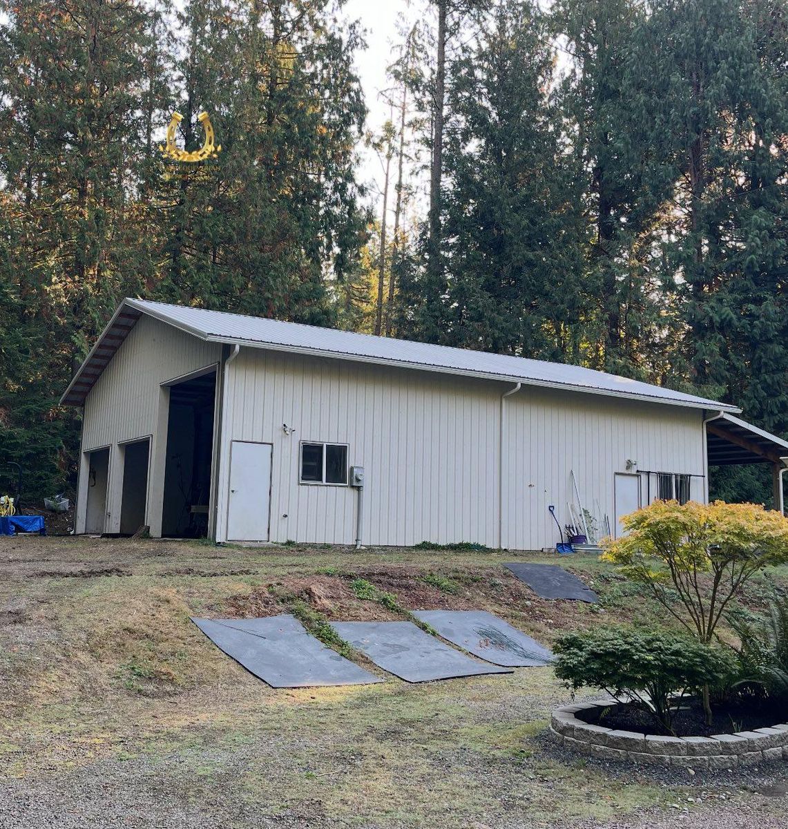 Shelters for Oats Equestrian Fencing LLC in Arlington, WA