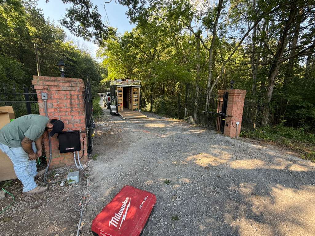 Electrical Repairs for Li Electric of TN in Columbia, TN