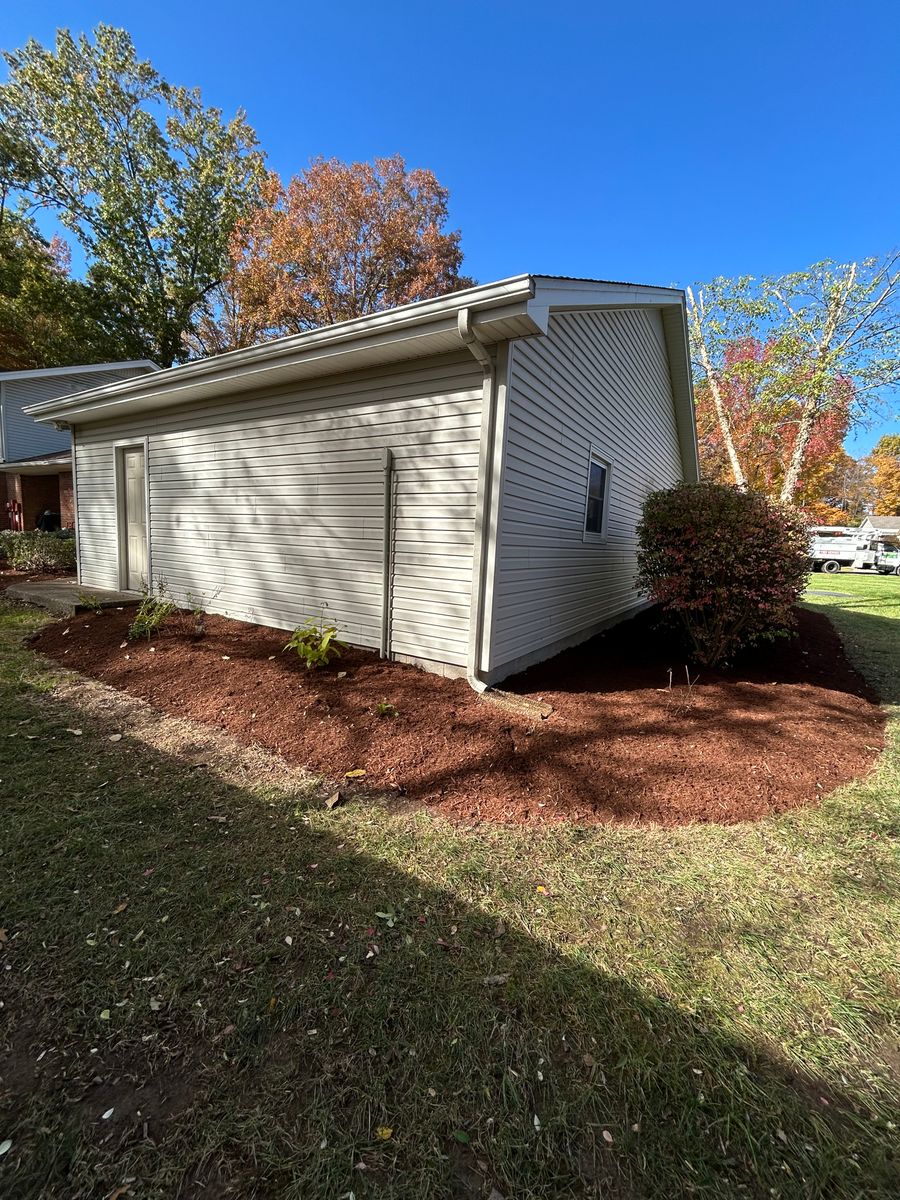 Mulch Installation for Optimum Tree Service And Landscaping in Bowling Green, KY
