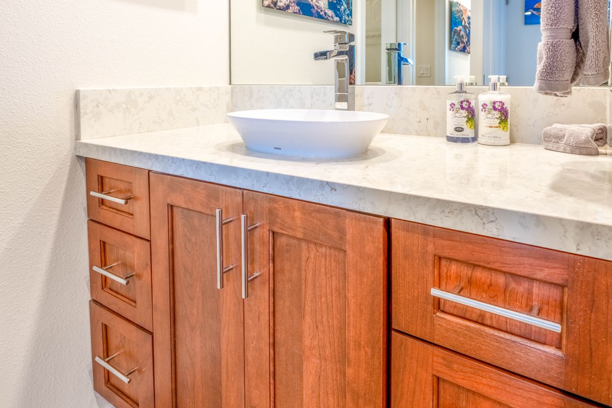 Custom Cabinetry for Alexander's Designs & Remodeling LLC in Kahului, HI