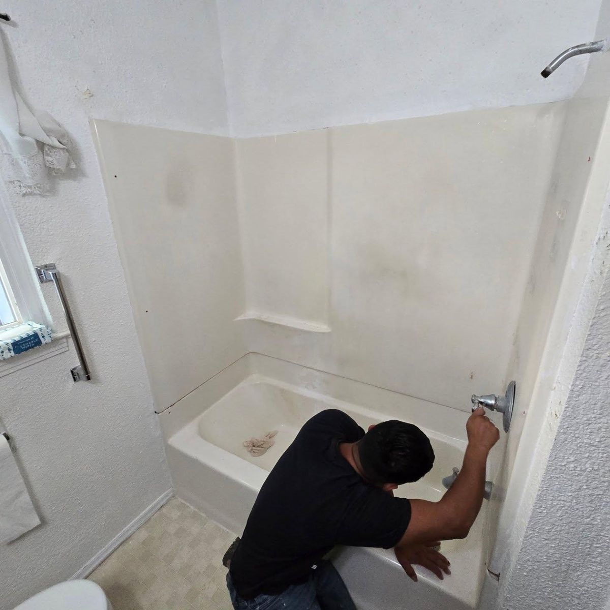 Apartment repairs, renovations & maintenance for AMH Construction in Sacramento, CA