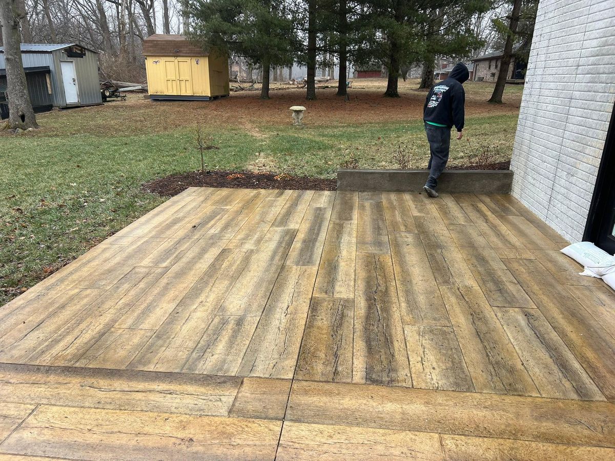 Porches, Patios, & Firepits for Whitfield Concrete Construction in Solsberry, IN