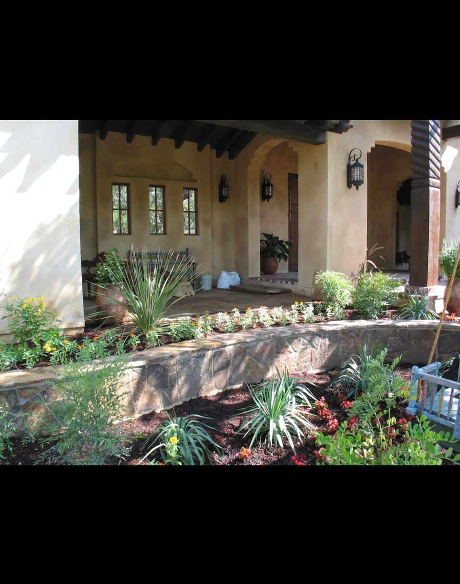 Mulch Installation for DR Landscape in San Antonio, TX