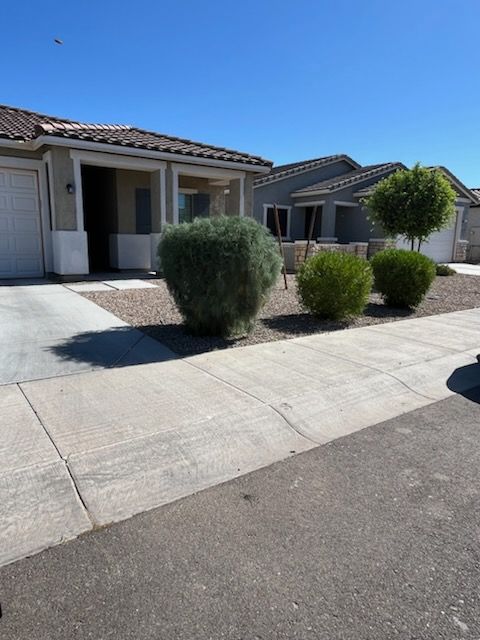 Hardscaping for Good Hands Landscape in Maricopa, AZ