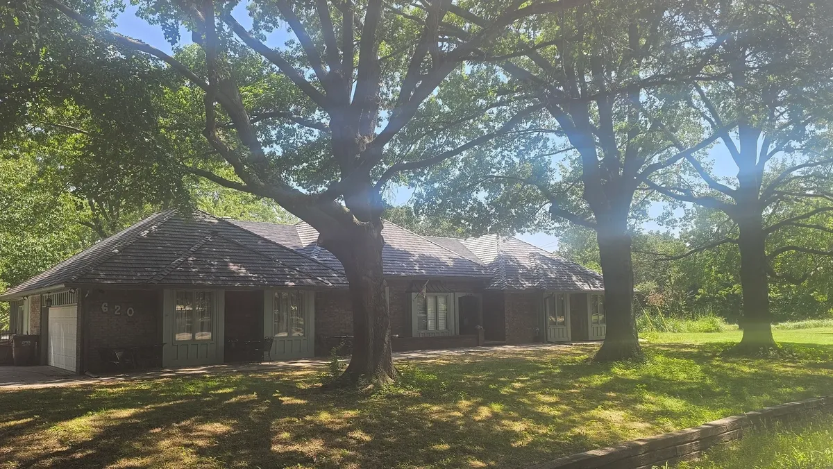 Roofing Replacement for WaveTech Roofing in McPherson, KS