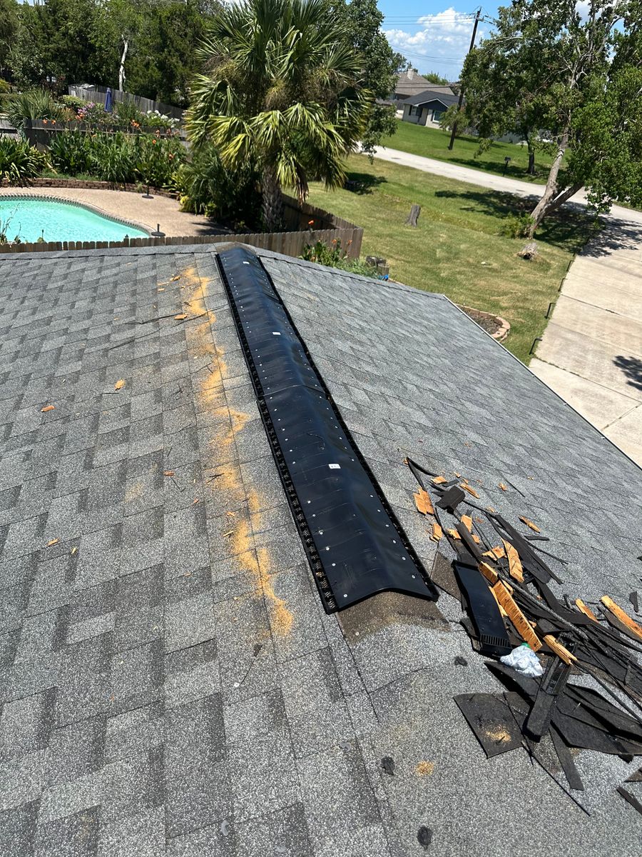 Roofing Repairs for TX Diamond Roofing in La Porte, TX