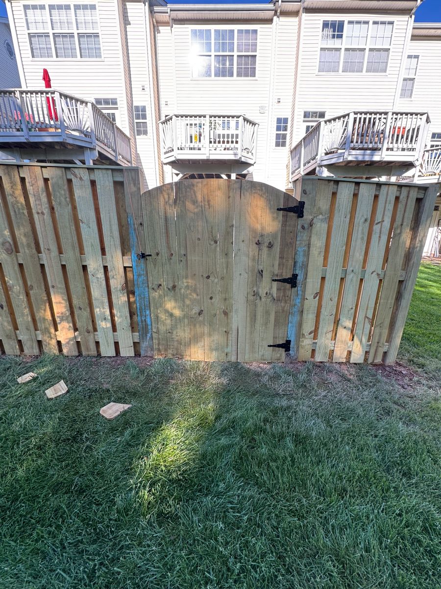 Fencing for Bluff City Construction in Dumfries, VA