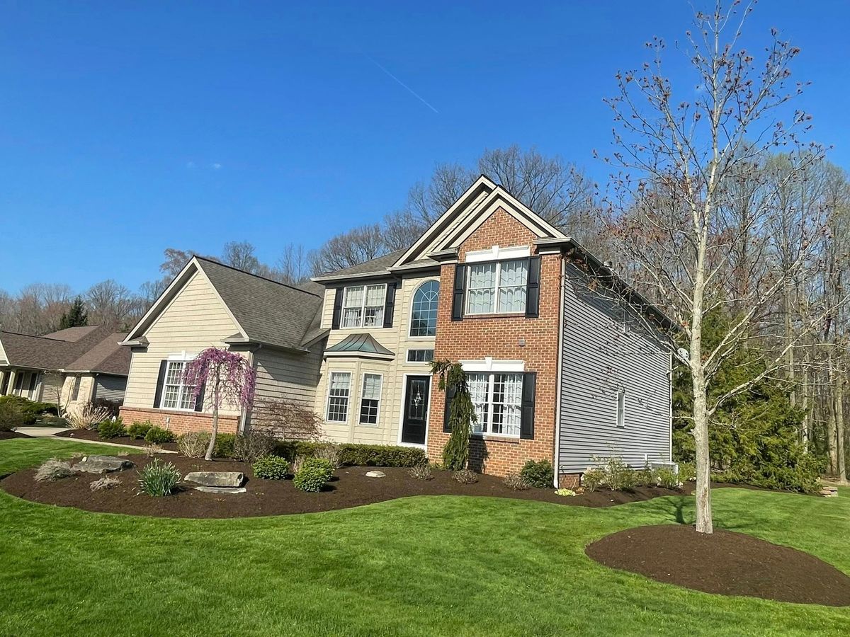 Mulching for Reynoso’s Fencing & Lawn Care in Painesville, OH