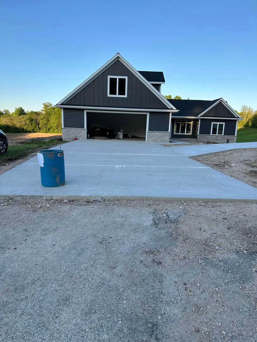 Concrete for Lake Ridge Construction LLC in Kiel, WI