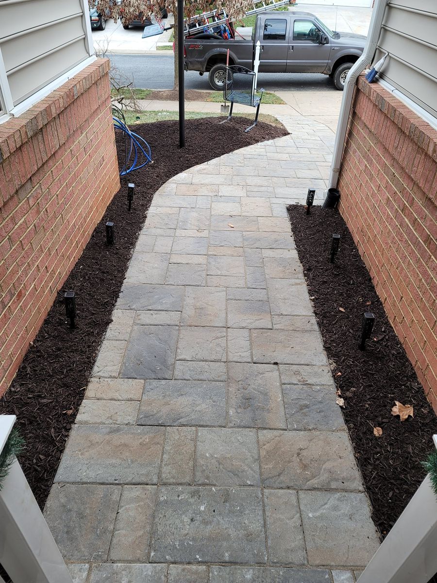 Mulch Installation for Elite Property Pro’s LLC in Taneytown, MD