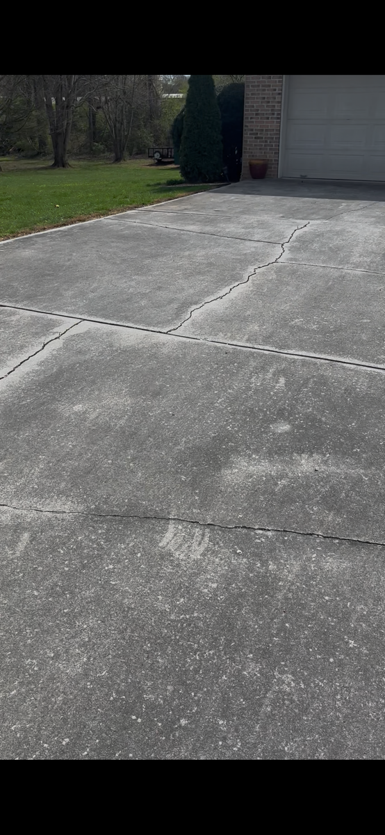 Driveway Construction for Bass Concrete LLC in Weaverville, NC
