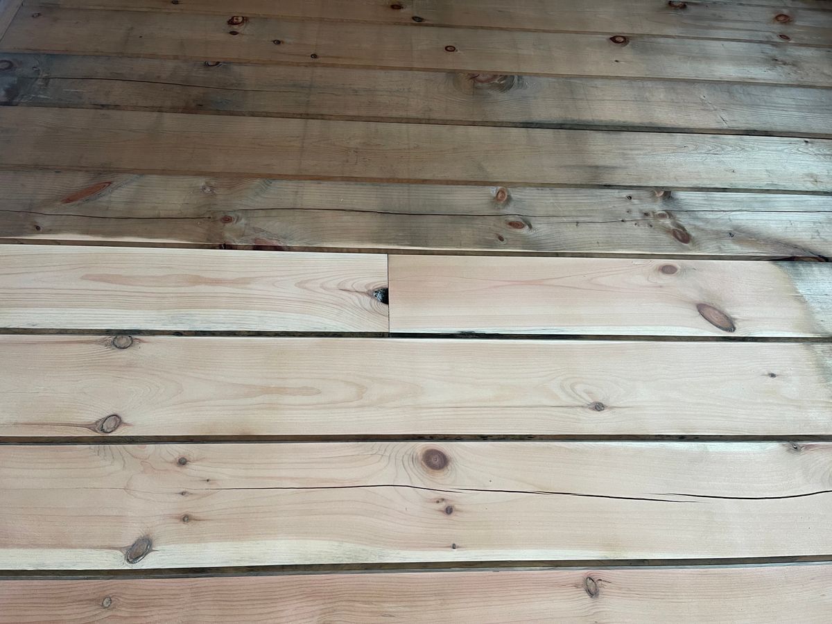 Log Home Maintence for McKenna General Contracting in Readfield, ME