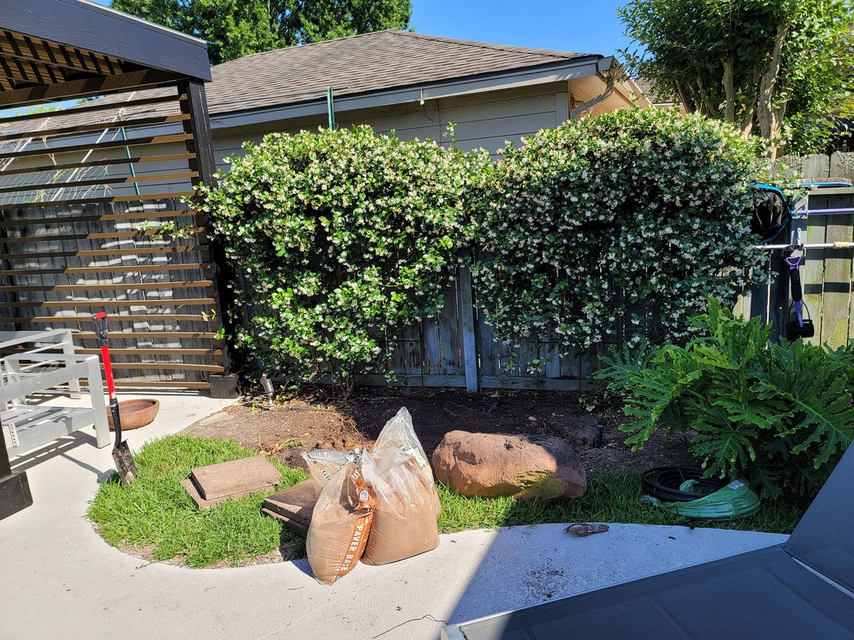 Shrub Trimming for Right Choice Landscaping LLC in Houston, TX