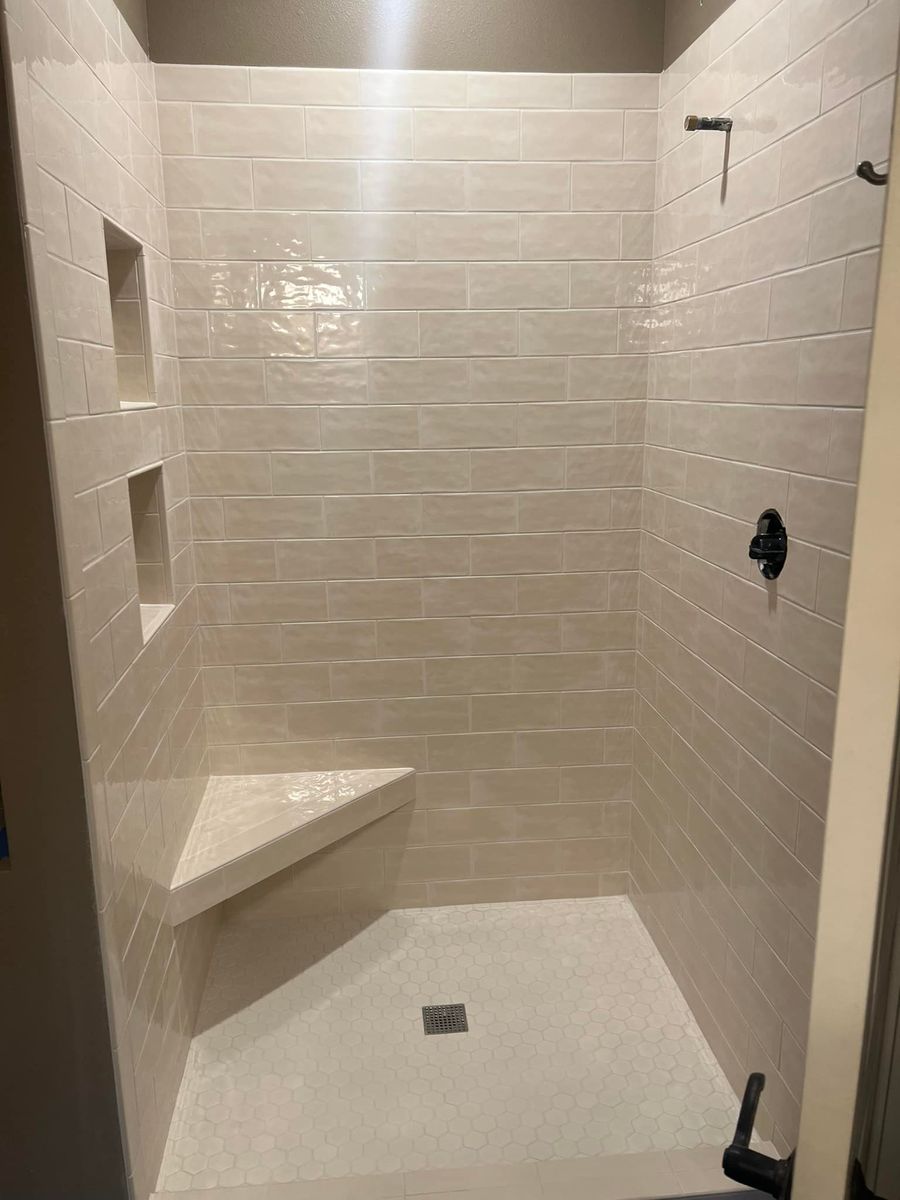 Porcelain for Jays Tile Styles LLC in New Berlin, WI