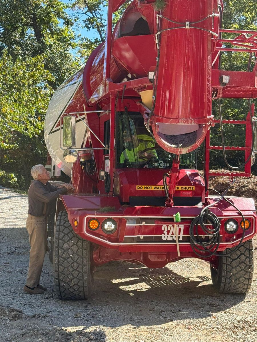 Driveways & Sidewalks for Whitfield Concrete Construction in Solsberry, IN