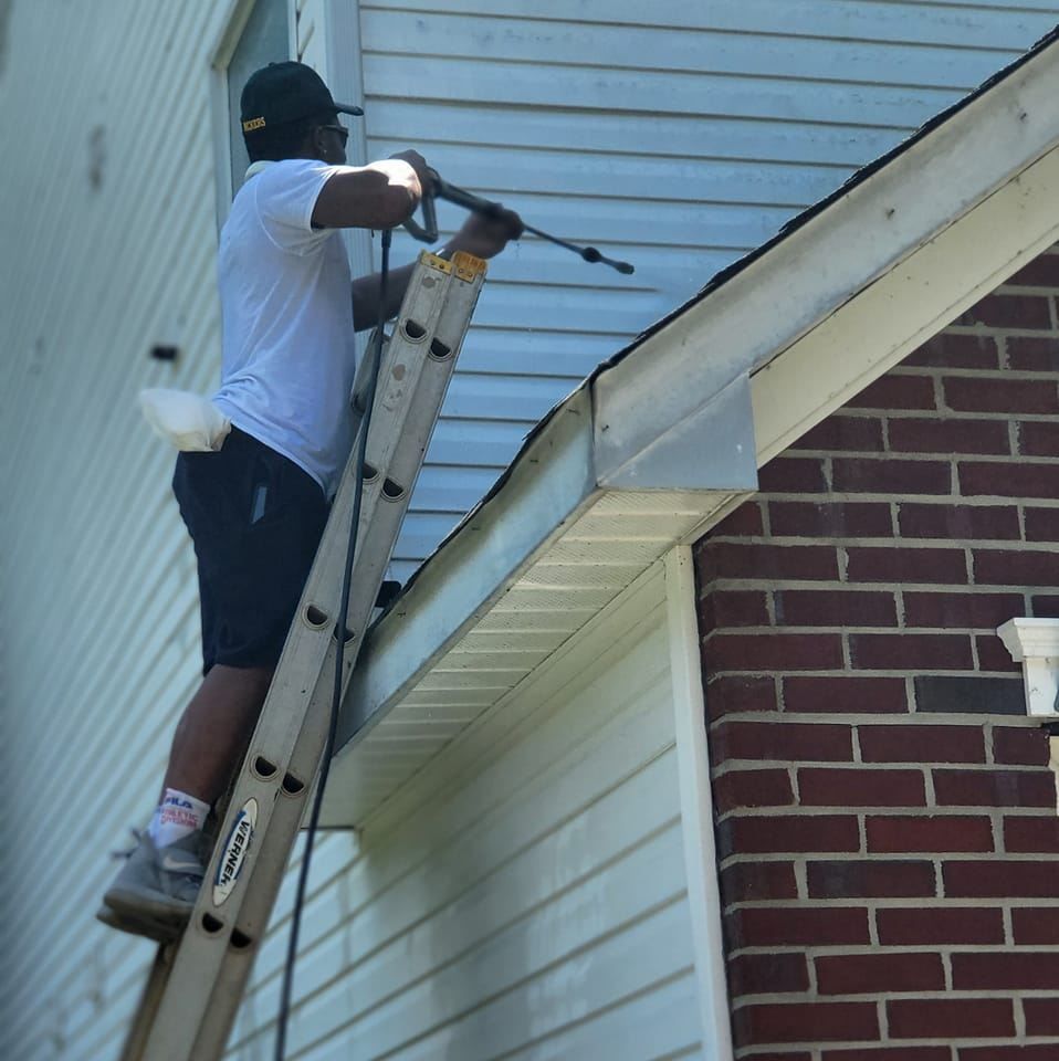 Pressure Washing for Dee's Lawn Care Services in Lake Wylie, SC