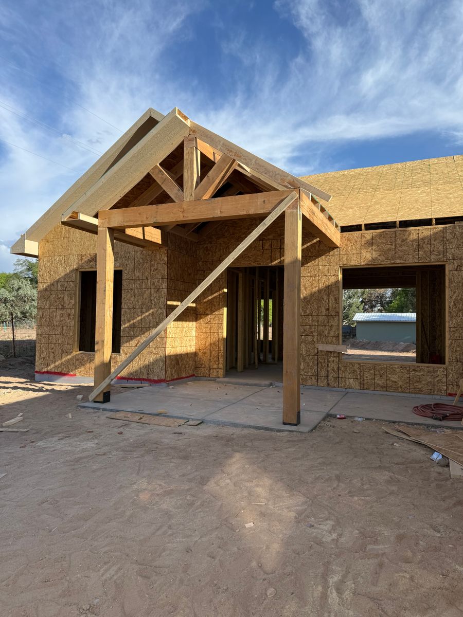 Custom Home Construction for Warriors Framers NM  in Los Lunas, NM