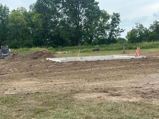 Concrete for Crump Construction & Roofing, LLC  in Urich,  MO