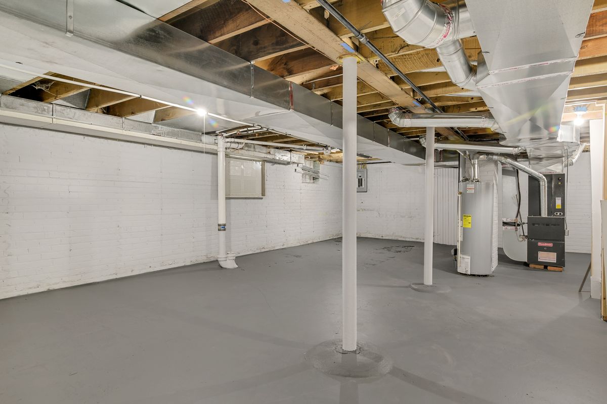 General Contractor for Denson Construction Services in Detroit, MI