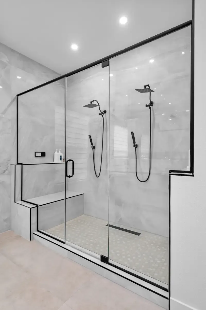 Bathroom Remodeling for Revitalize Real Estate in Tampa, FL