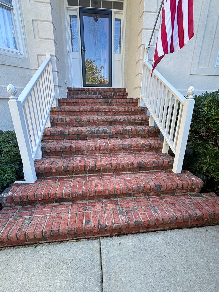 Hardscape Cleaning for Living Stream Pressure Washing in Wilmington, NC