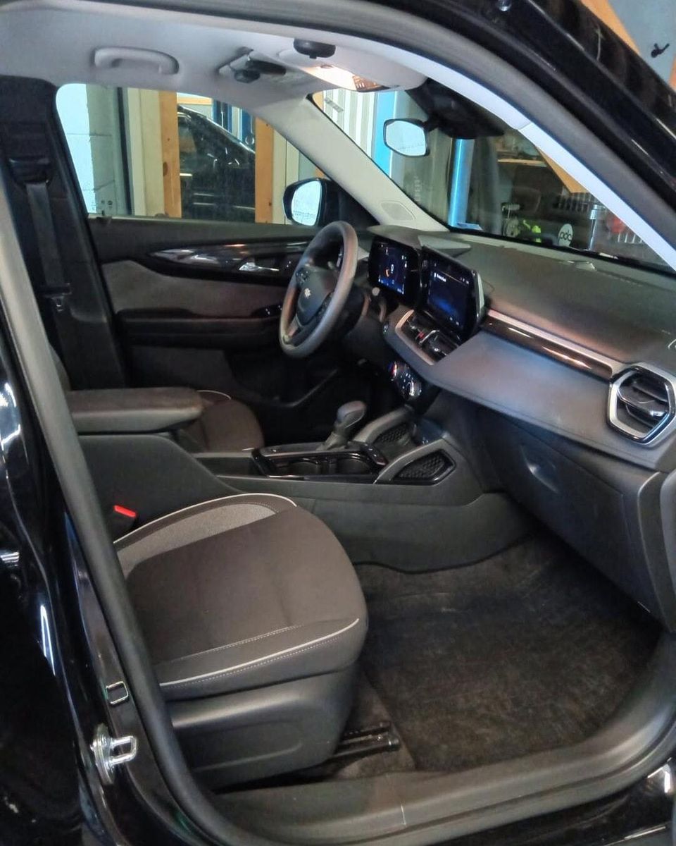 Full Detail Service for Luxury Auto Detail in Peoria, IL