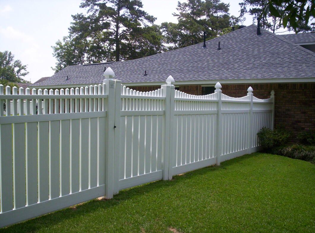 Fencing for Broker Post Ground Crew in Sussex County, DE