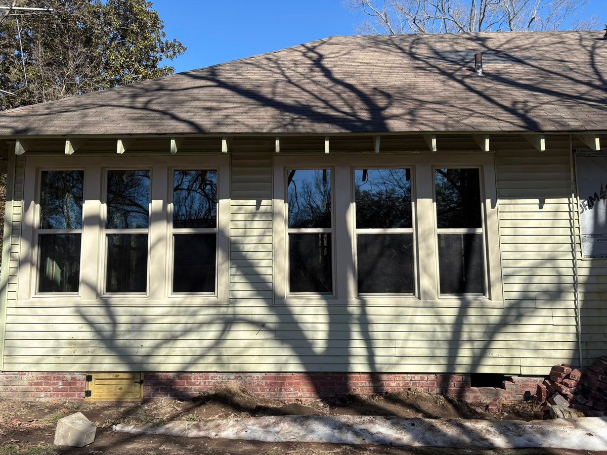 Window Repair and Replacement for Well Hung Windows & More in Hot Springs, AR