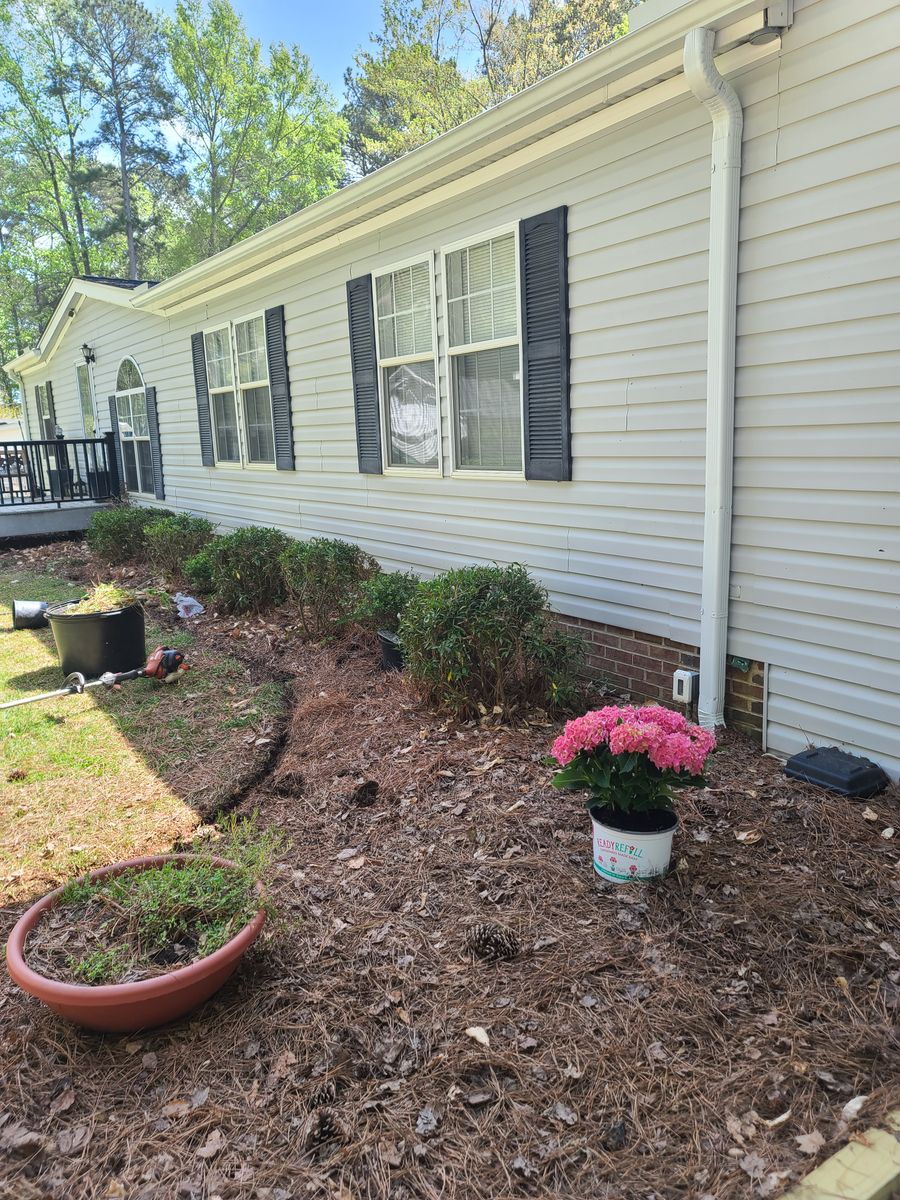 Mulch Installation for Westscape Designs in Lake Gaston, NC