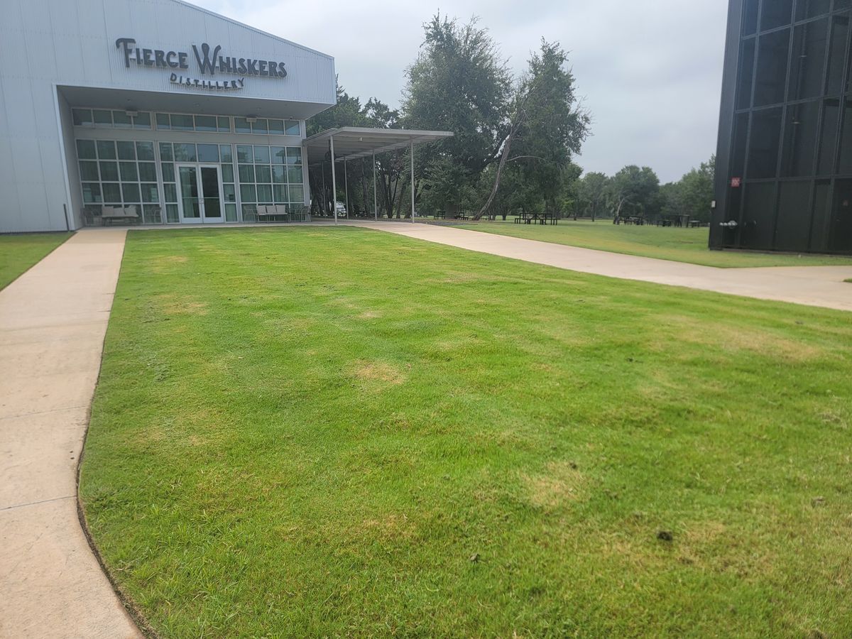 Landscape for Green Pastures Lawn Care in Bastrop, TX