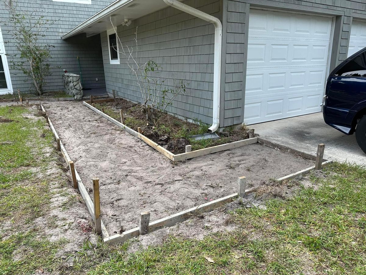 Sidewalks and Walkway Construction for Green Hammer Concrete in Palm Bay, Florida