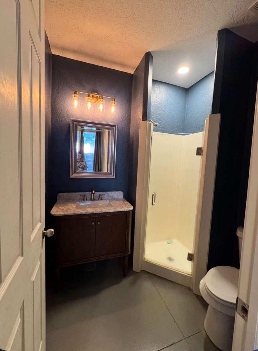 Bathroom Remodeling for Texas Estate Construction in West University Place, TX