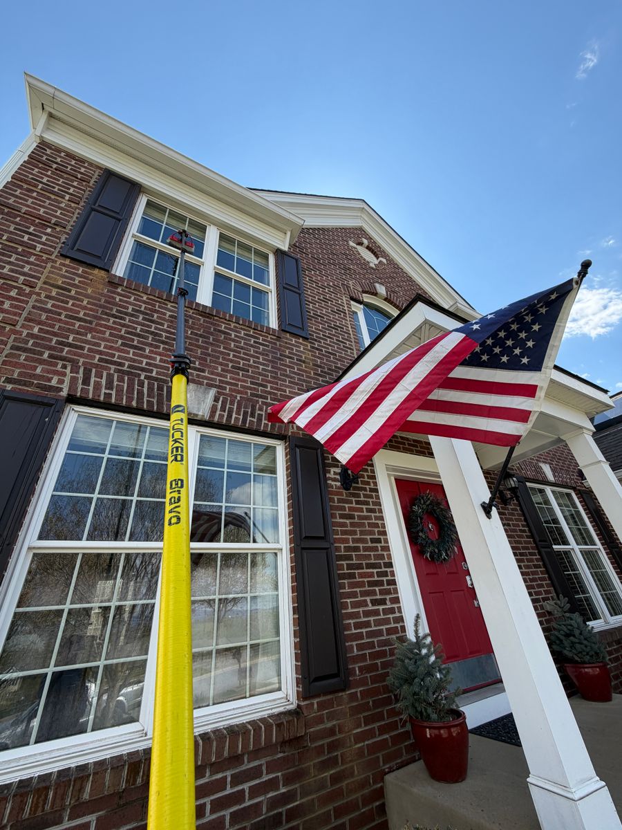 Window Cleaning for Hydra-Lok Softwash LLC in Maryland, MD