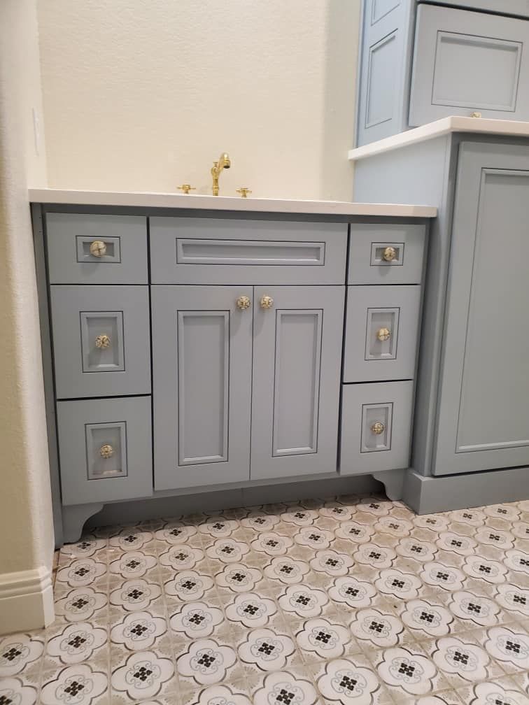 Kitchen and Cabinet Refinishing for Reliable Painting Services in Round Rock, TX