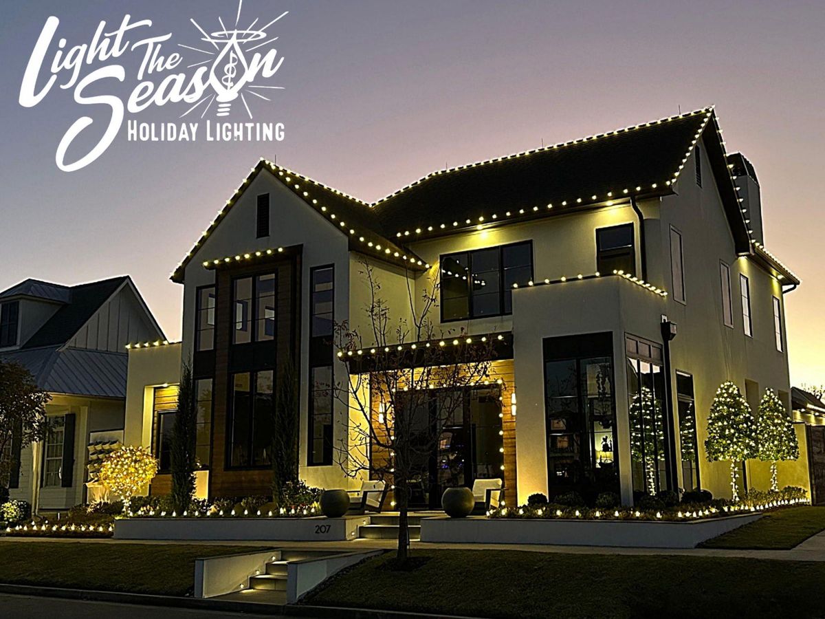 Professional Tree Decorating for Light the Season in Lafayette Parish,  LA