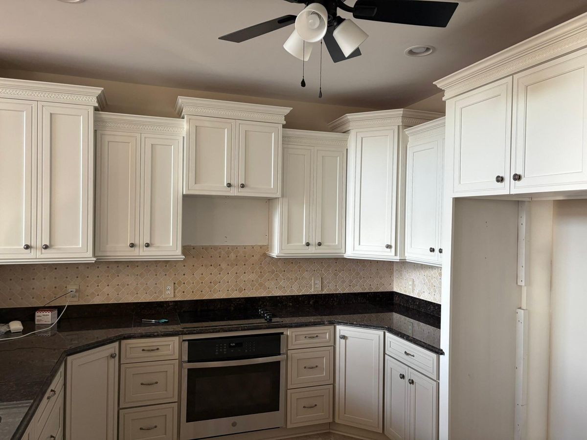 Kitchen and Cabinet Refinishing for NXT Generation Painting in Cookeville, TN