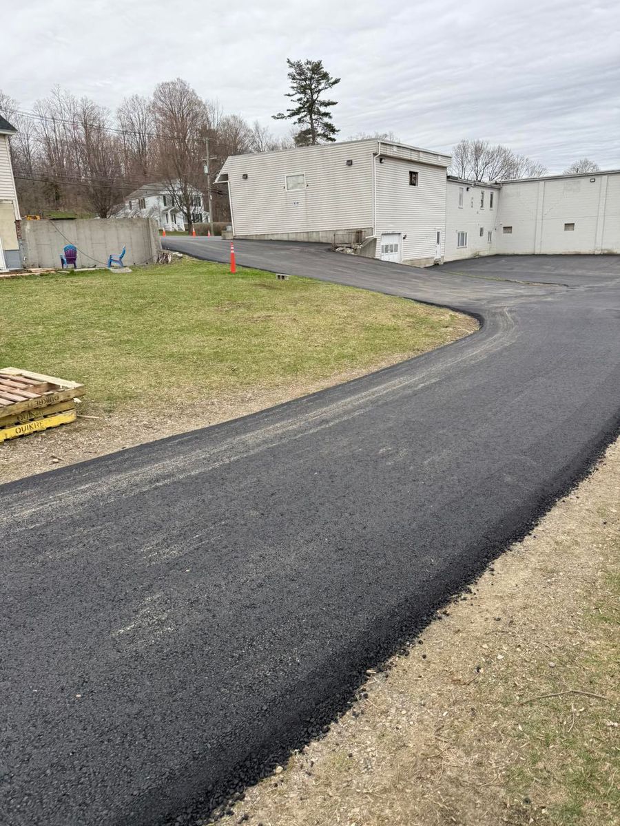 Driveway Paving for Dean's Paving & Excavating in Ovid, NY