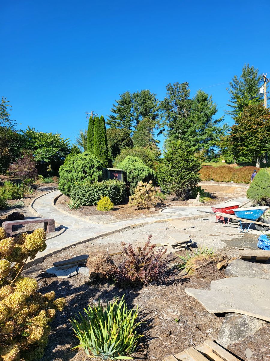 Retaining Wall Construction for C4 TrueVision Renovations in Asheville, NC